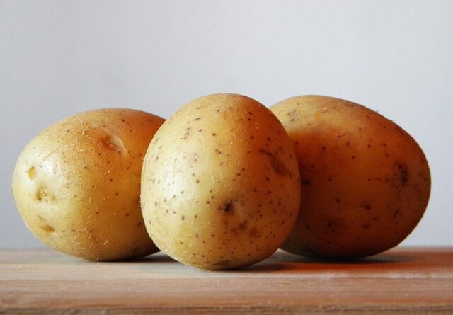 Jak zrobić stemple z ziemniaka?